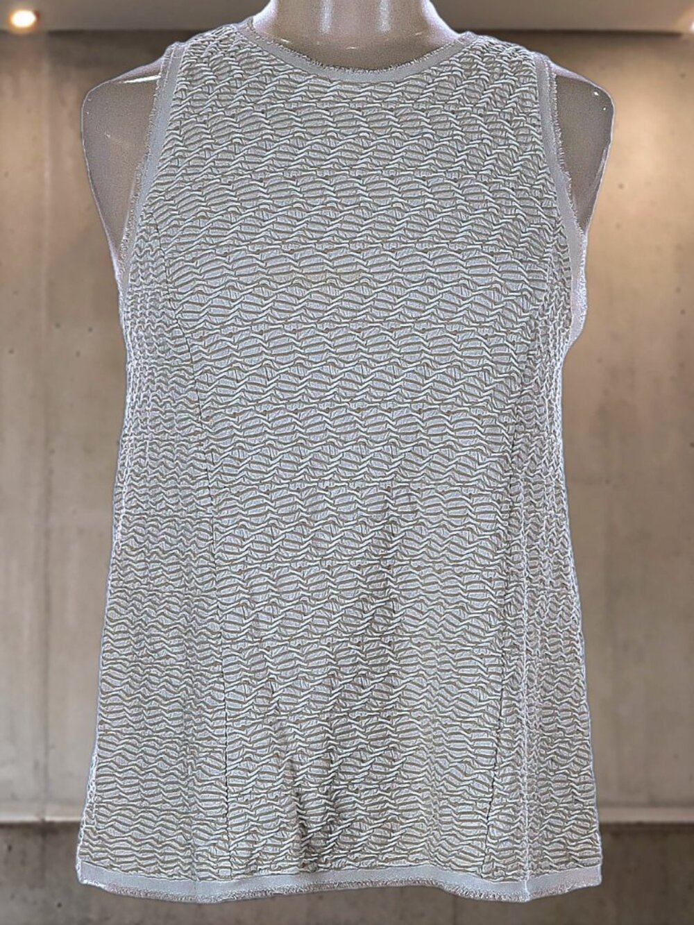 Anthropologie Postmark Ivory Taupe Textured Knit Sleeveless Top M Zip Back